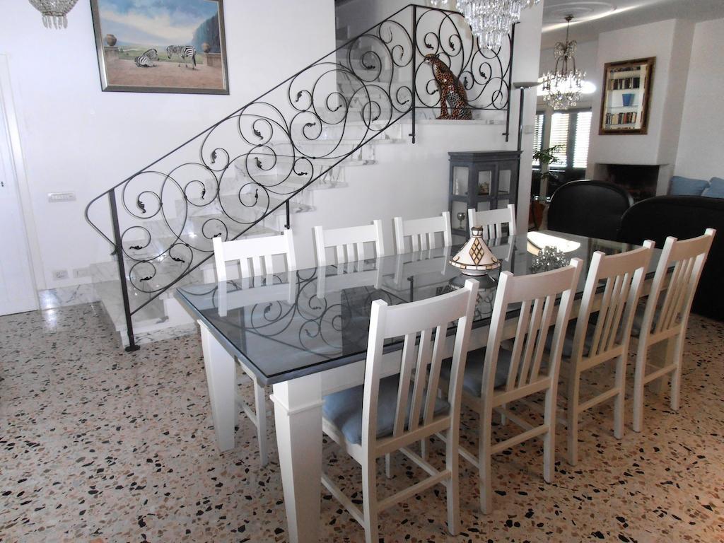 Bed & Breakfast Villa Lavanda Noci Exterior foto